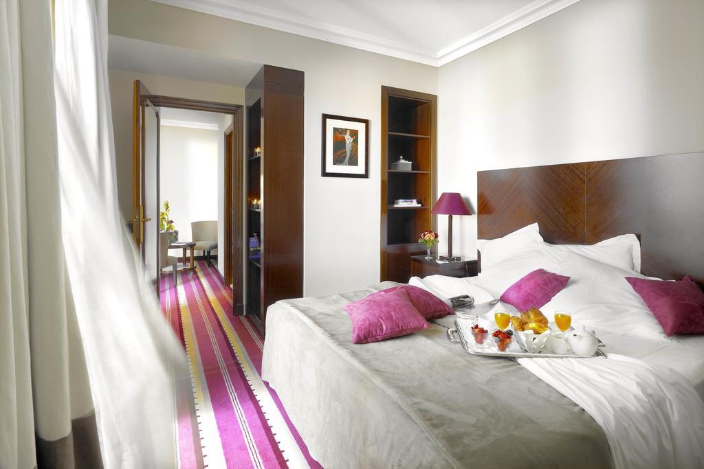 Hotel Juana Экстерьер фото